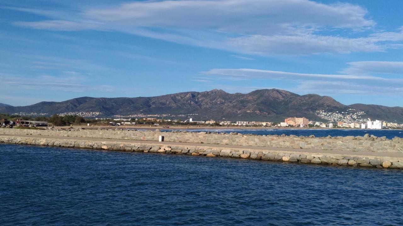 Brisa De Mar Apartment Empuriabrava Exterior foto